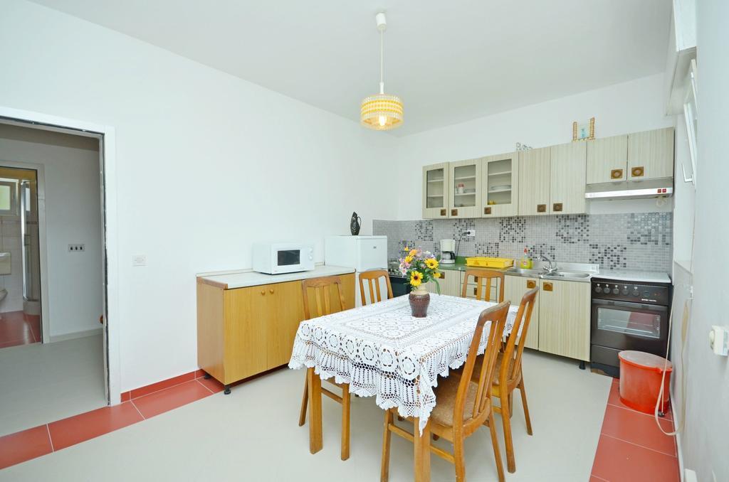Apartments Ivan Водице Екстер'єр фото