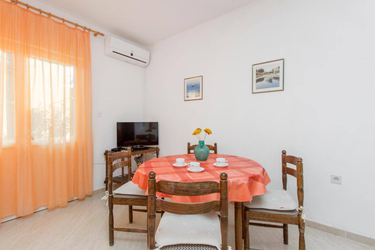 Apartments Ivan Водице Екстер'єр фото